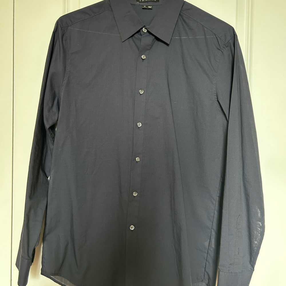 Theory men’s lightweight buttoned shirt. Size M 100% cotton.